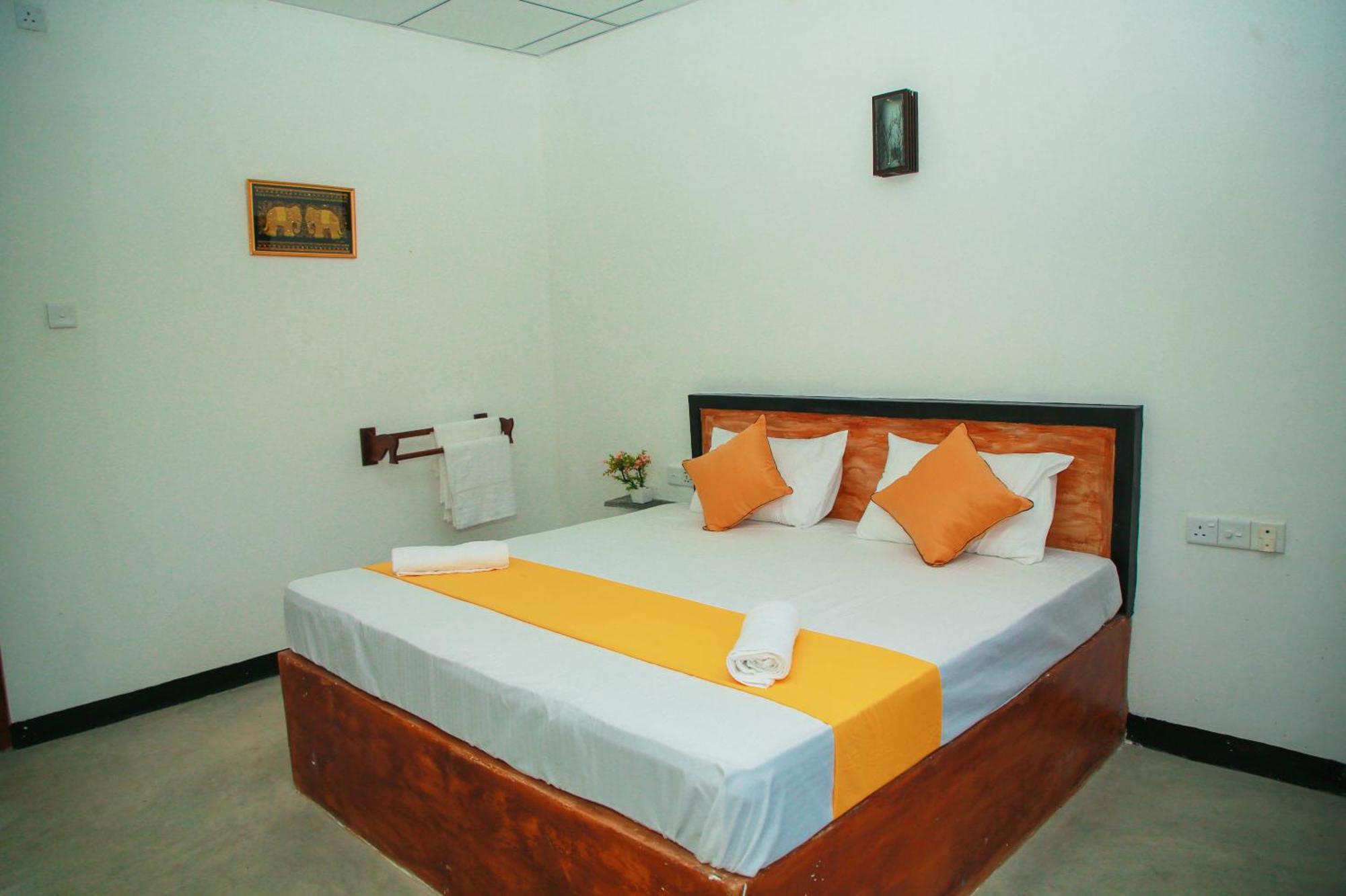 Samee Dream Guest Hotel Midigama East Ngoại thất bức ảnh